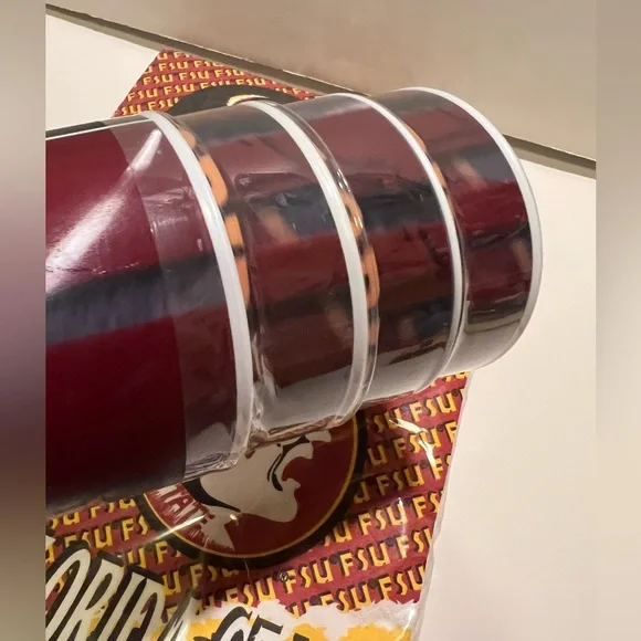 NWT LOT OF FLORIDA STATE PARTY SUPPLIES. - Picture 4 of 9